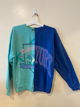 Load image into Gallery viewer, WOMENS BUNDLE WINTER/ FALL SWEATER MEDIUM
