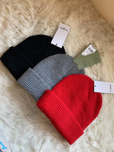 Load image into Gallery viewer, Men´s 3 pack Beanies
